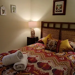 ***** Attic With Impressive Views And Jacuzzi Apartamento